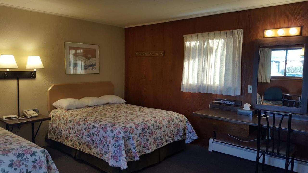 Indianhead Motel Айронвуд Екстер'єр фото