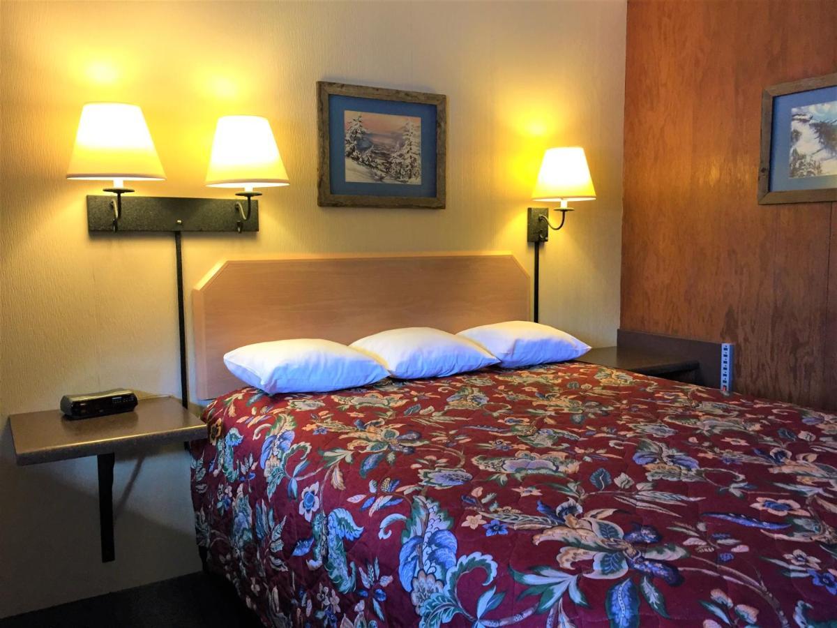 Indianhead Motel Айронвуд Екстер'єр фото